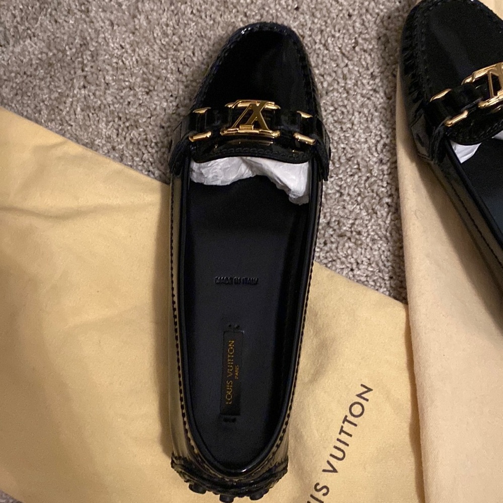 Louis vuitton loafers, size 38, color black